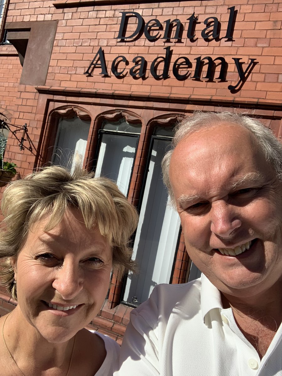 Dental Academy tweet media