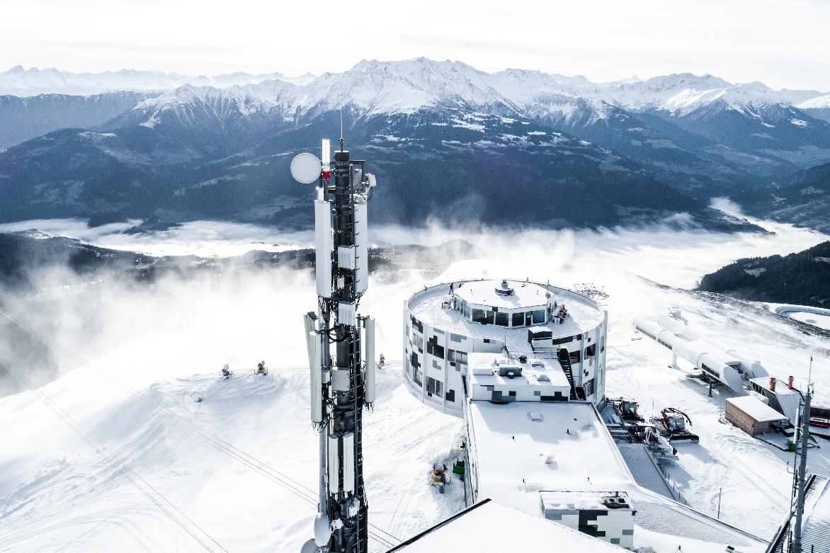 Réseaux mobiles européens: la Suisse tout en haut du classement! <a href="/Swisscom_fr/">Swisscom</a> au top, <a href="/Sunrise_fr/">Sunrise_fr</a> très bon et <a href="/SaltMobile_FR/">Salt Mobile SA</a> bon! scal.ch/2020/reseaux-m…