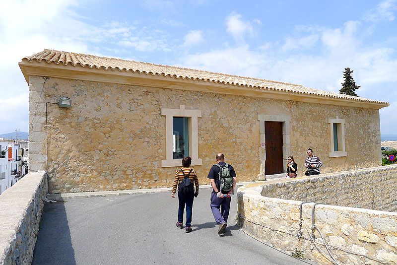 El <a href="/MACEeivissa/">Museu MACE Eivissa</a> va ser fundat en 1969 i ocupa l'antiga Sala d'Armes de la Real Fuerza de #Ibiza, erigida en 1727 per l'enginyer militar Simón Poulet. Mentre esperem que obri de nou, et presentem la seva pàgina web: buff.ly/2EcCrie
#Eivissa #PatrimoniMundial