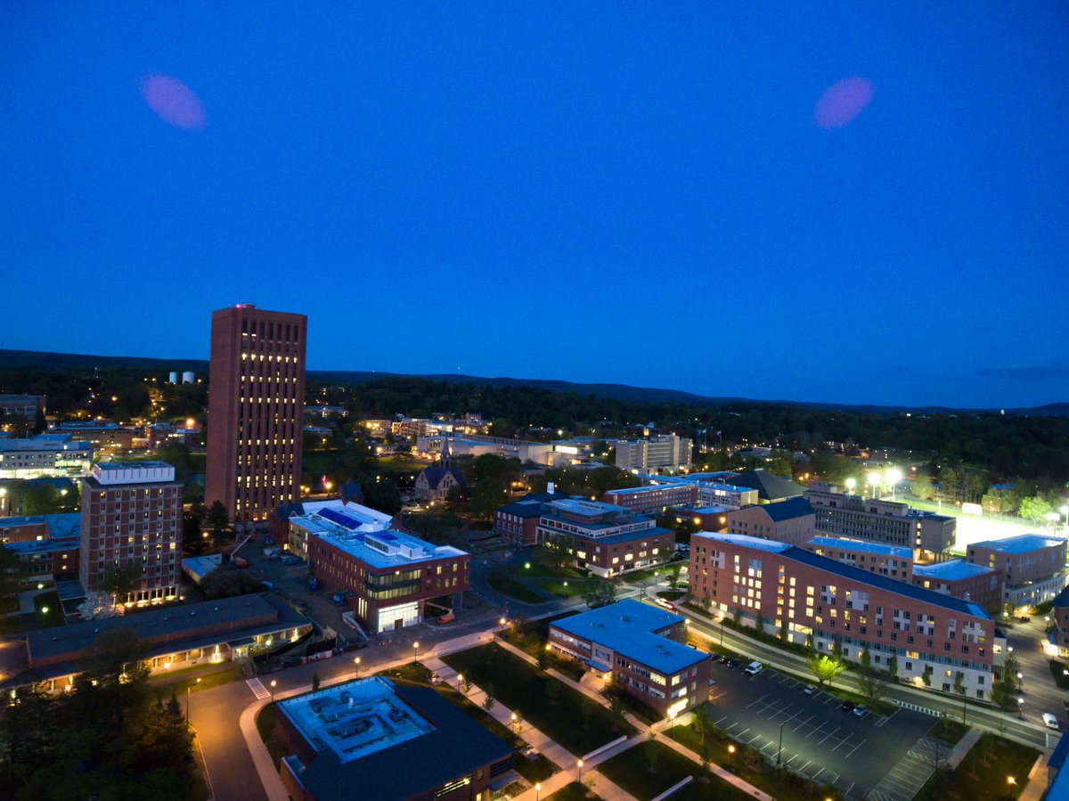 Missing awesome spring days like these and #Flagship🚩 views