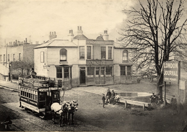 A very old picture of the Archway Tavern from the late 1800’s, if taking this picture today the ‘Archway Tower’ would be just behind us. No doubt the horse pulled bus is on its way to Holloway from Highgate Hill.