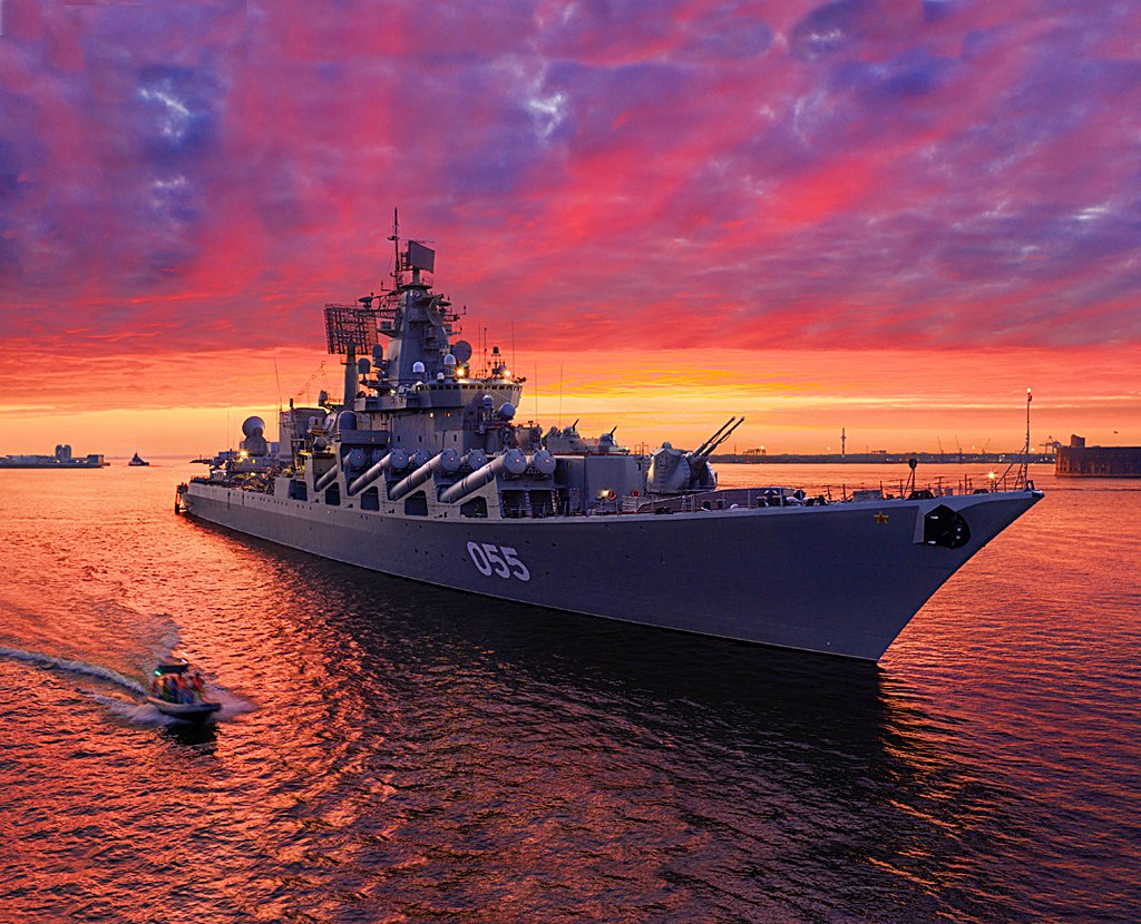 Корабль оазис морей. Корабль quantum of the seas. Как называется морской корабль. Квин мери 2 теплоход. Лайнер queen mary 2.