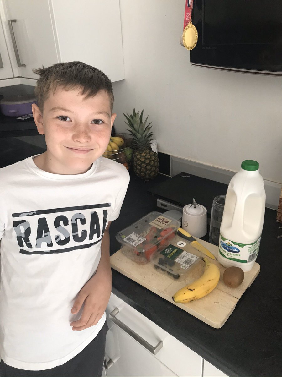 bartz29's tweet photo. @EastfieldPS This was by far Owen’s favourite piece of homework so far...making a healthy smoothie #6JS https://t.co/PYIdNUgL5m