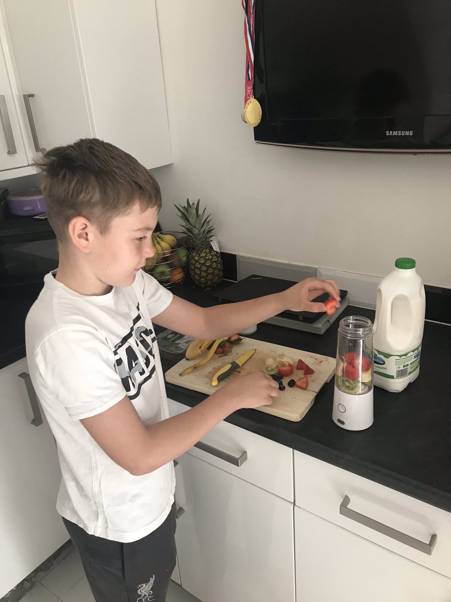 bartz29's tweet photo. @EastfieldPS This was by far Owen’s favourite piece of homework so far...making a healthy smoothie #6JS https://t.co/PYIdNUgL5m