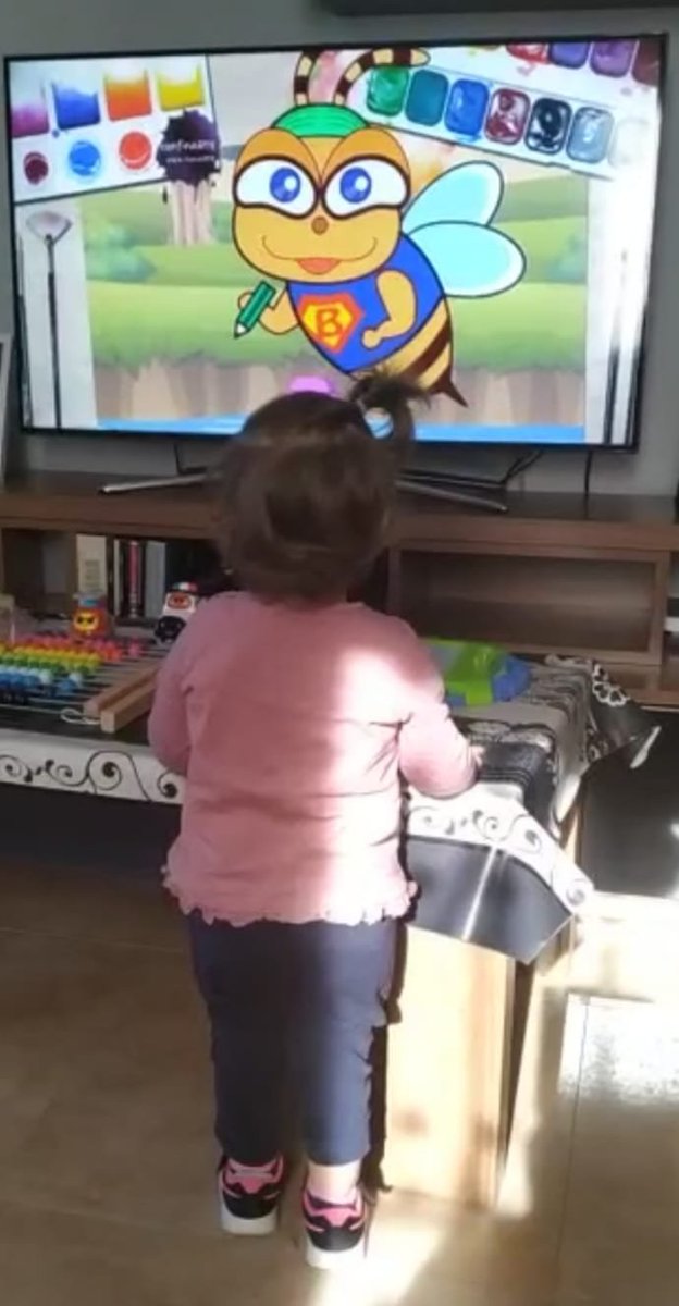 ConfinarteL's tweet photo. ¿Todavía no conoces a Bifan?
Nuestra #FandeBifan Carmen Rodríguez no se pierde ningún video. ¡No esperes más para visitar nuestro canal! #IAUNED https://t.co/Gv0ntlVqhF https://t.co/QALTxyzZlg
