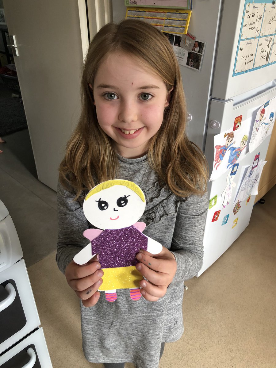 Mrs_NBarber's tweet photo. Maisy and Daisy was the fairy 🧚🏻‍♂️ @EGPA_Y3_4 #artsandcraftsafternoon https://t.co/N3ASF41xCi