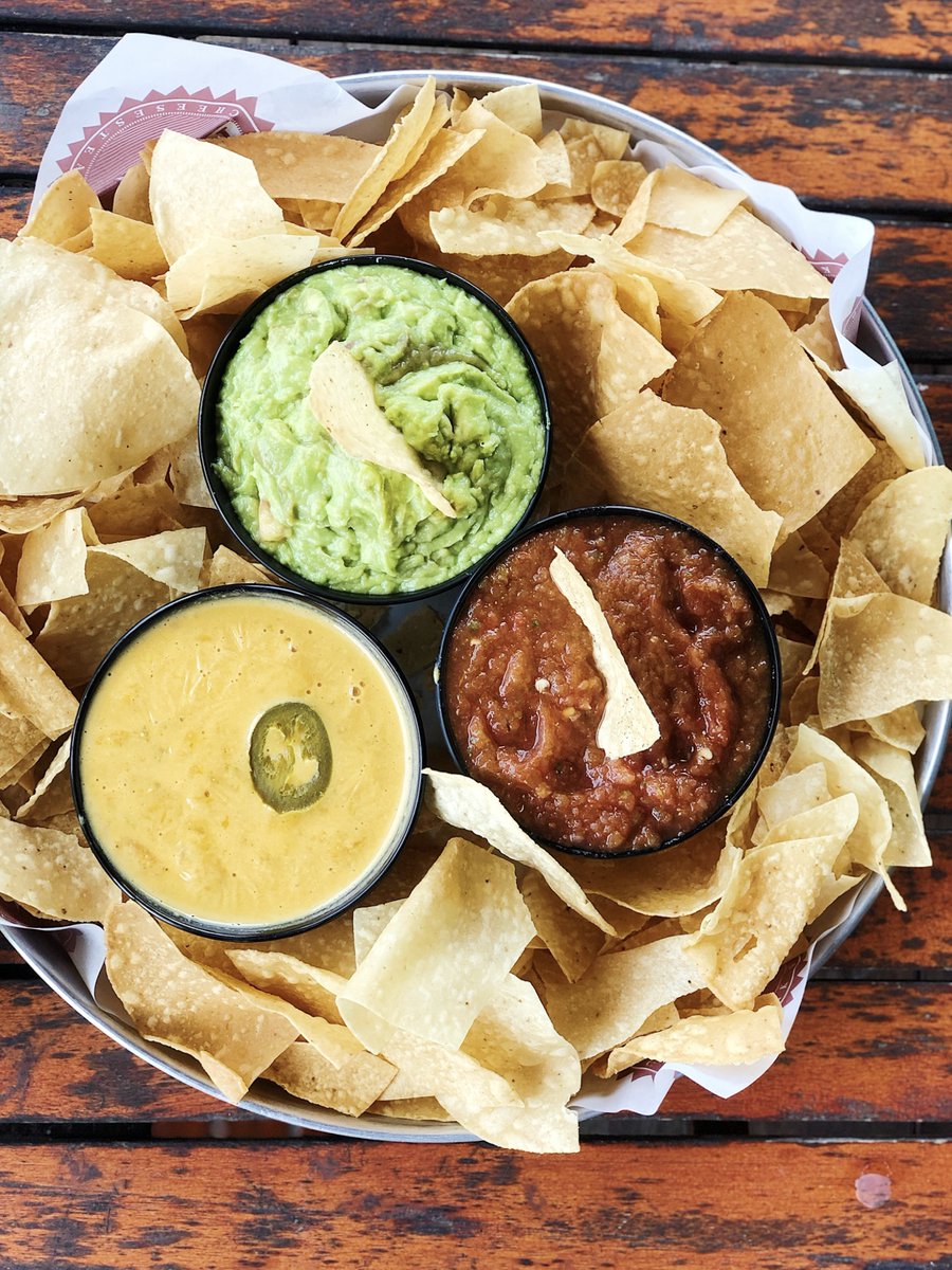 Celebrate Cinco de Mayo with a Trifecta for the whole family to share! Call us to place your to-go order🥑🙌💃🏼
.
.
#tdelphtogo #okccurbside #cincodemayo #tdelphtrifecta #okcdoordash
