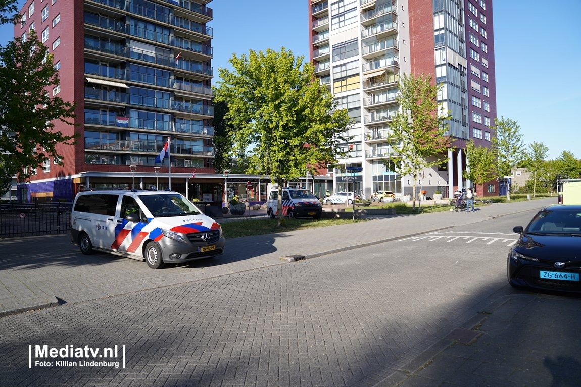 Melding ambulance Vlissingenplein Rotterdam inzake steekpartij