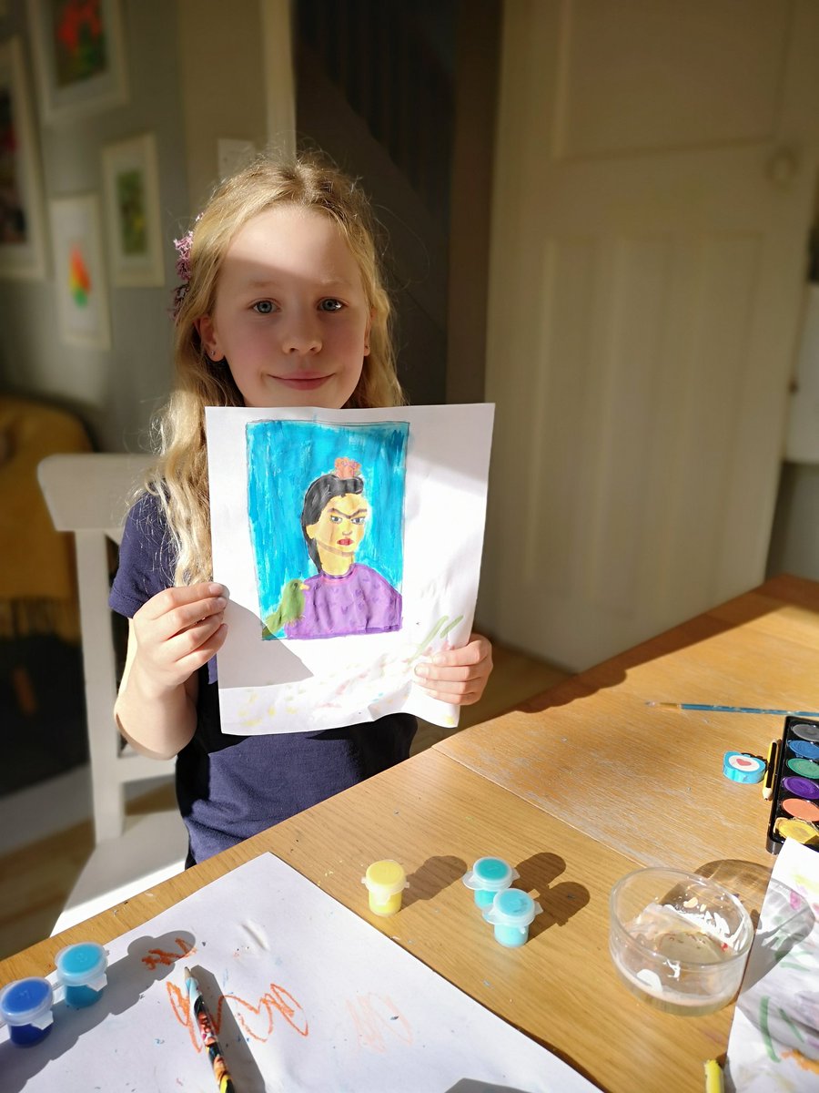 GleavesKatie's tweet photo. Frida Kahlo webinar with Art Enthusiasts London ❤️ @GreenwaysPri @mrs_fairbairn https://t.co/wvRtecfmlD