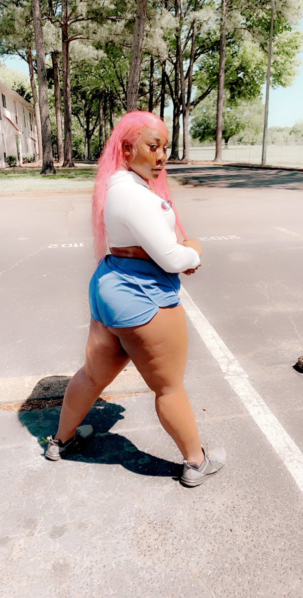 keke91027556's tweet photo. I don’t drip I leak 💦🥰🥴#single https://t.co/I3JVGEbTKn