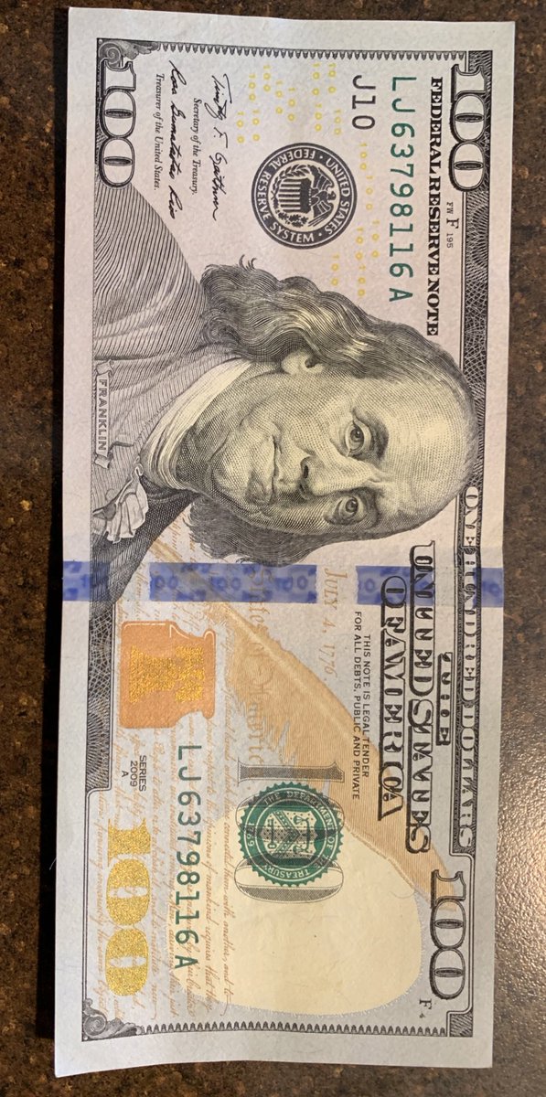 NebFarmerDan's tweet photo. So I’m kinda new to this mobile banking thing. Apparently you take a picture of a check and then throw them away. So when I deposit a $100 bill do I throw it away after I take the picture?? #AskingForAFriend #TechnologyIsConfusing https://t.co/bWJDF9bP1r