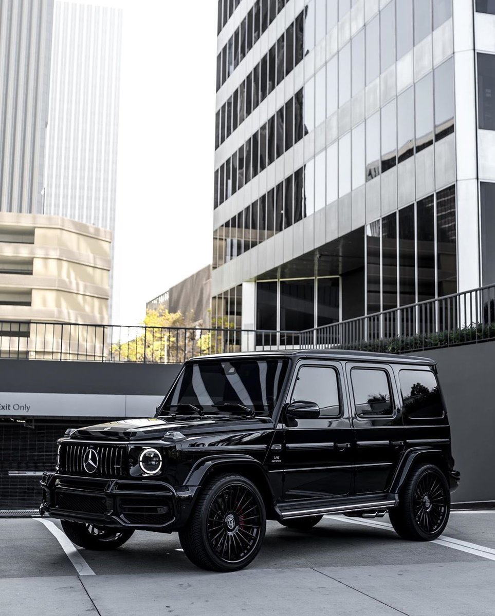 motorforms's tweet photo. 🍂 G63 AMG 🍂 https://t.co/BwoJoyZRF0