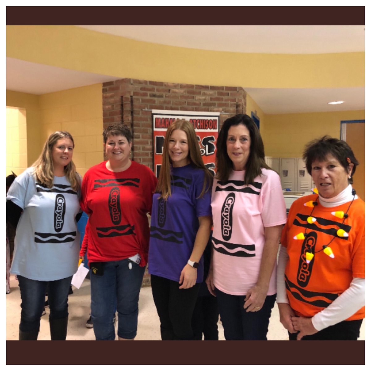 Cloiea's tweet photo. Happy Teacher Appreciation Week! Love and Miss my coworkers so very much ❤️ #terrificTFteachers #TeacherAppreciationWeek2020  #TeacherAppreciationWeek #TeacherAppreciationDay #TFSPantherPride #MFAPantherPride #TFSD https://t.co/grqj3VE2XJ
