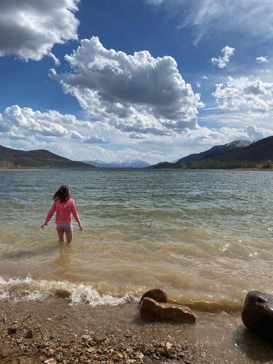 itrippc's tweet photo. Spring won’t let me stay in this house any longer! I must get out and breathe the air deeply again. ~Gustav Mahler
🌤🌸🌼🏔
What is your favorite Springtime activity?
Comment 👇
•
#itripparkcity #itrippc #itripvacations #vacationrental #parkcity #exploreparkcity #optoutside https://t.co/odMcx1Ss0I