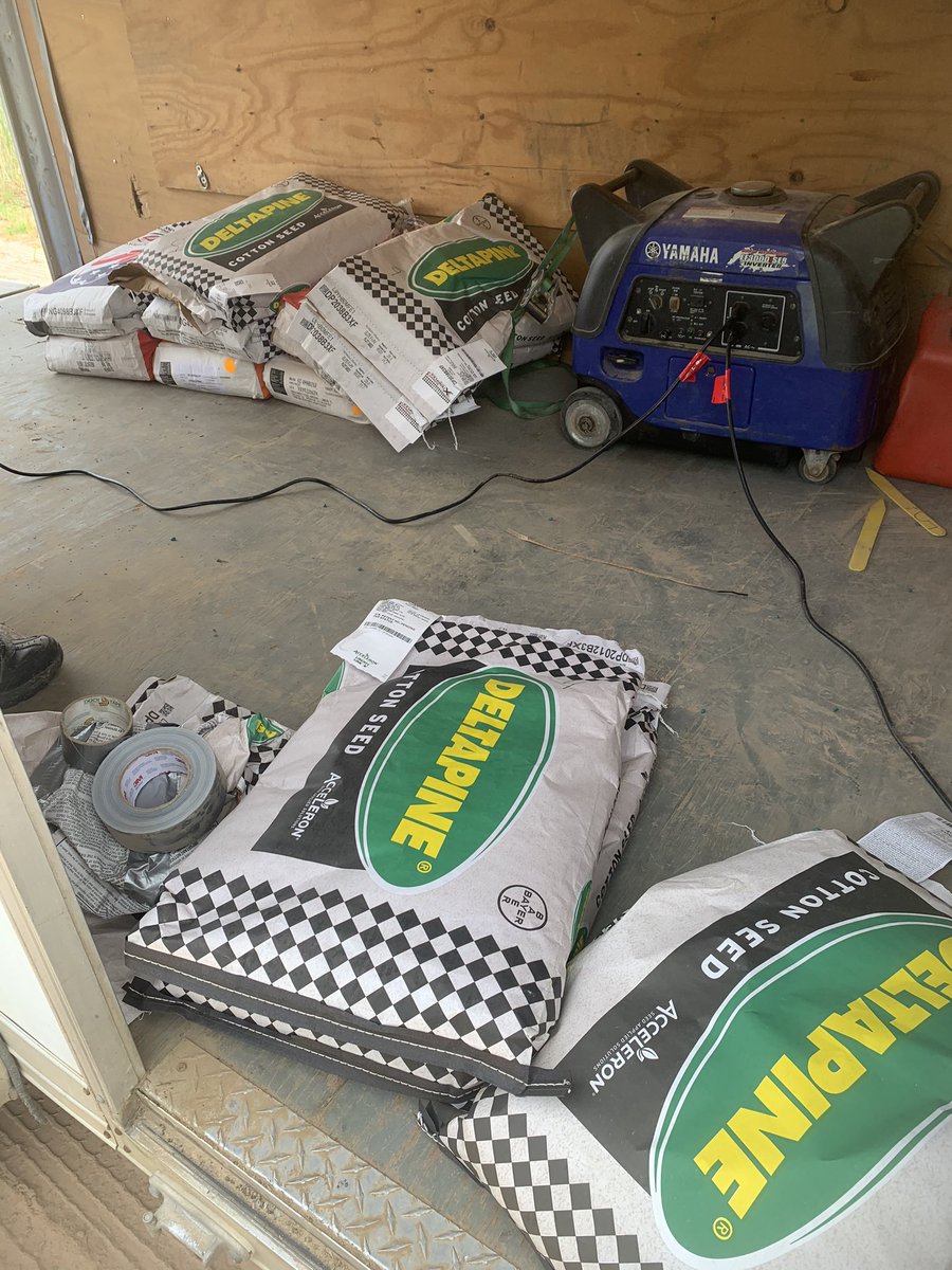 MaxCoffin's tweet photo. Another day and another variety trial gets in the ground. #cotton varieties getting planted into a stand cover crops #StillOnTheJob @ARKeithPerkins https://t.co/QdBbeE640X