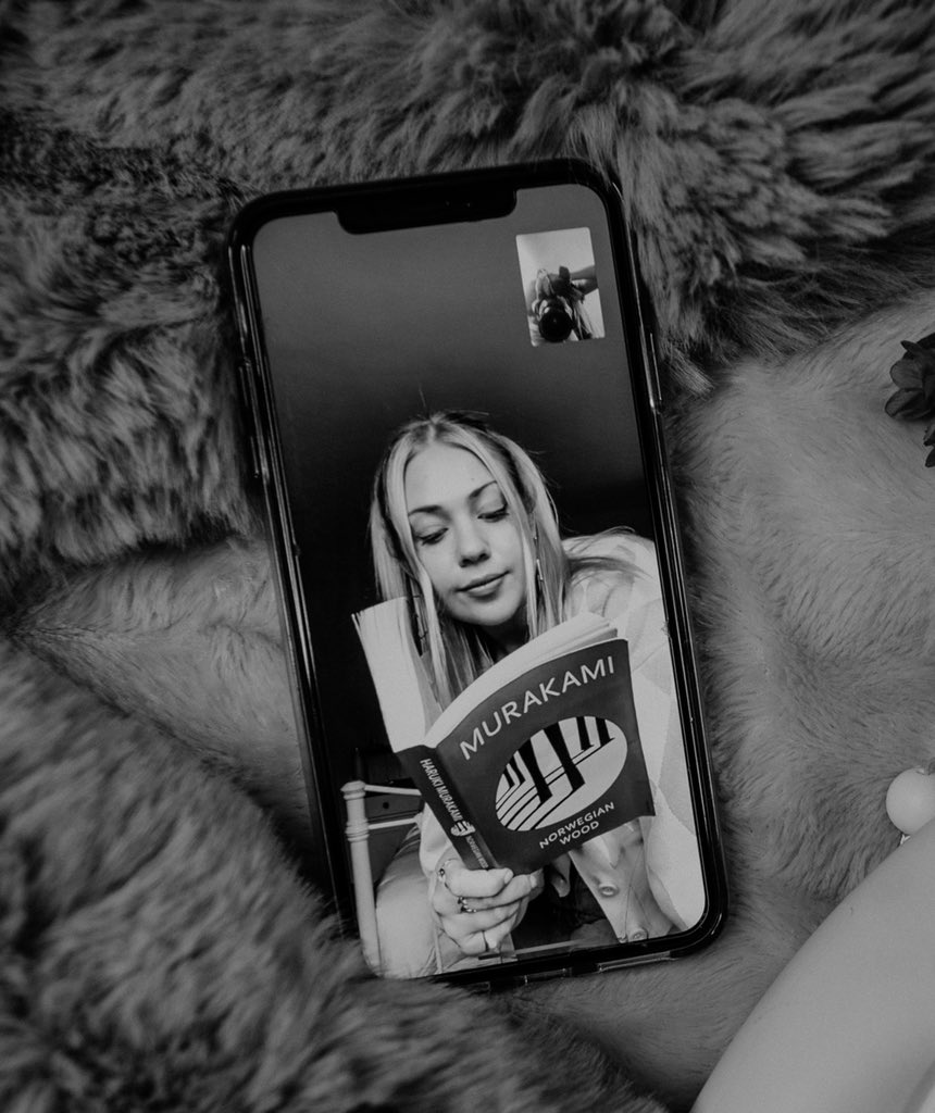 Lauran Hibberd tweet media