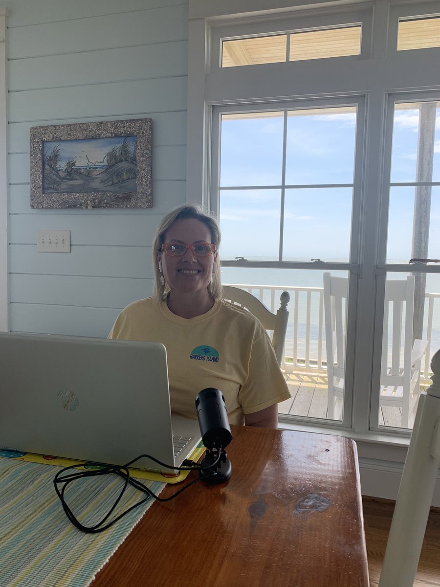 Canva PD from my “office” at the beach😆🏝. <a href="/oleeALMSmedia/">Olivia Lee</a>