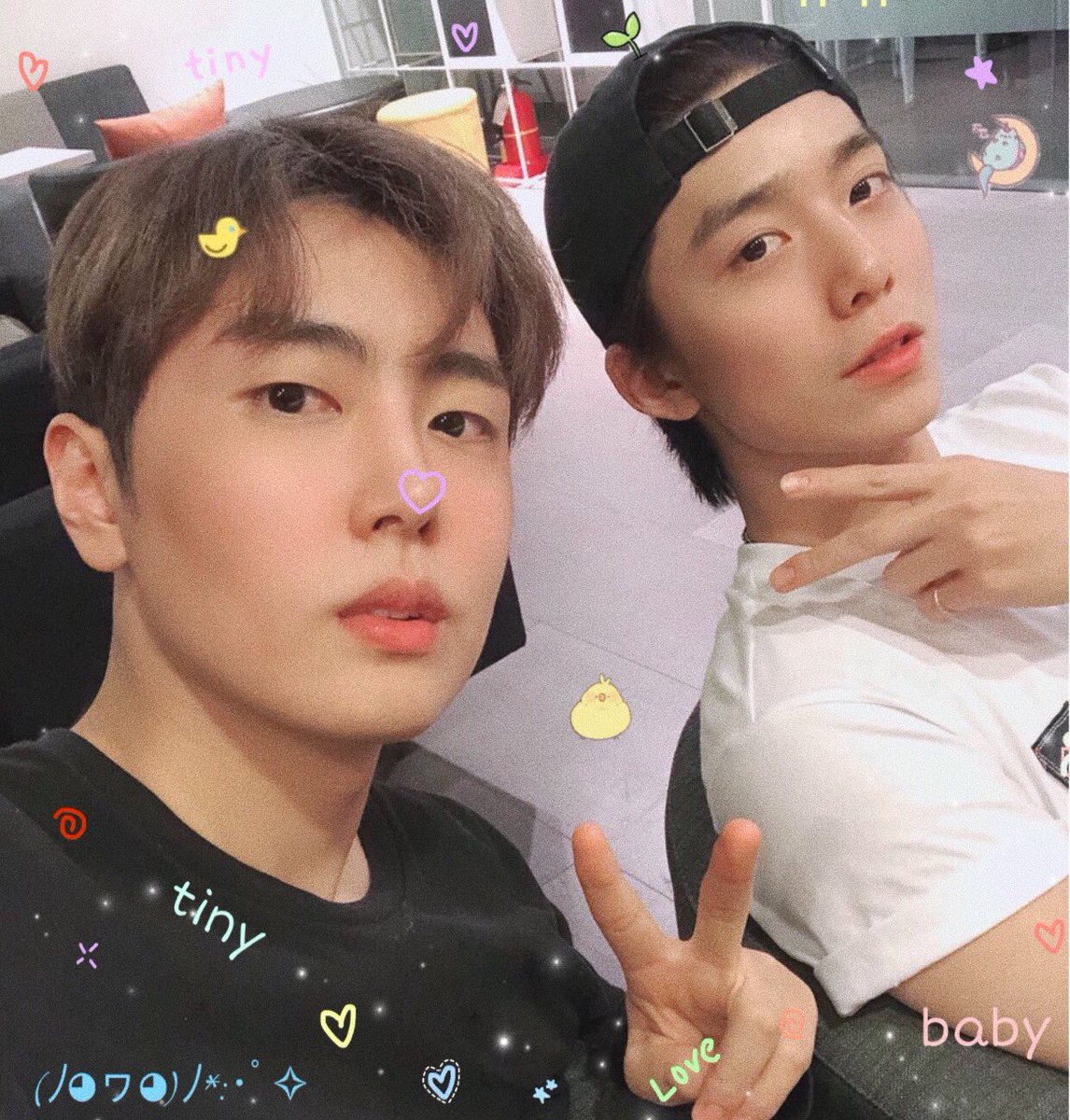 sf9_soft's tweet photo. 🐣+🐣=💛
[#sf9 #jaeyoon #hwiyoung] https://t.co/5c9pNPUVKQ