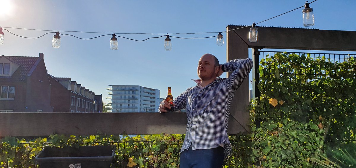 Zet m op <a href="/swijnenstal/">Swijnenstal</a> 💪 Ik luister relaxed mee 📻🎧🎶 juke.nl/radiozenders/s…