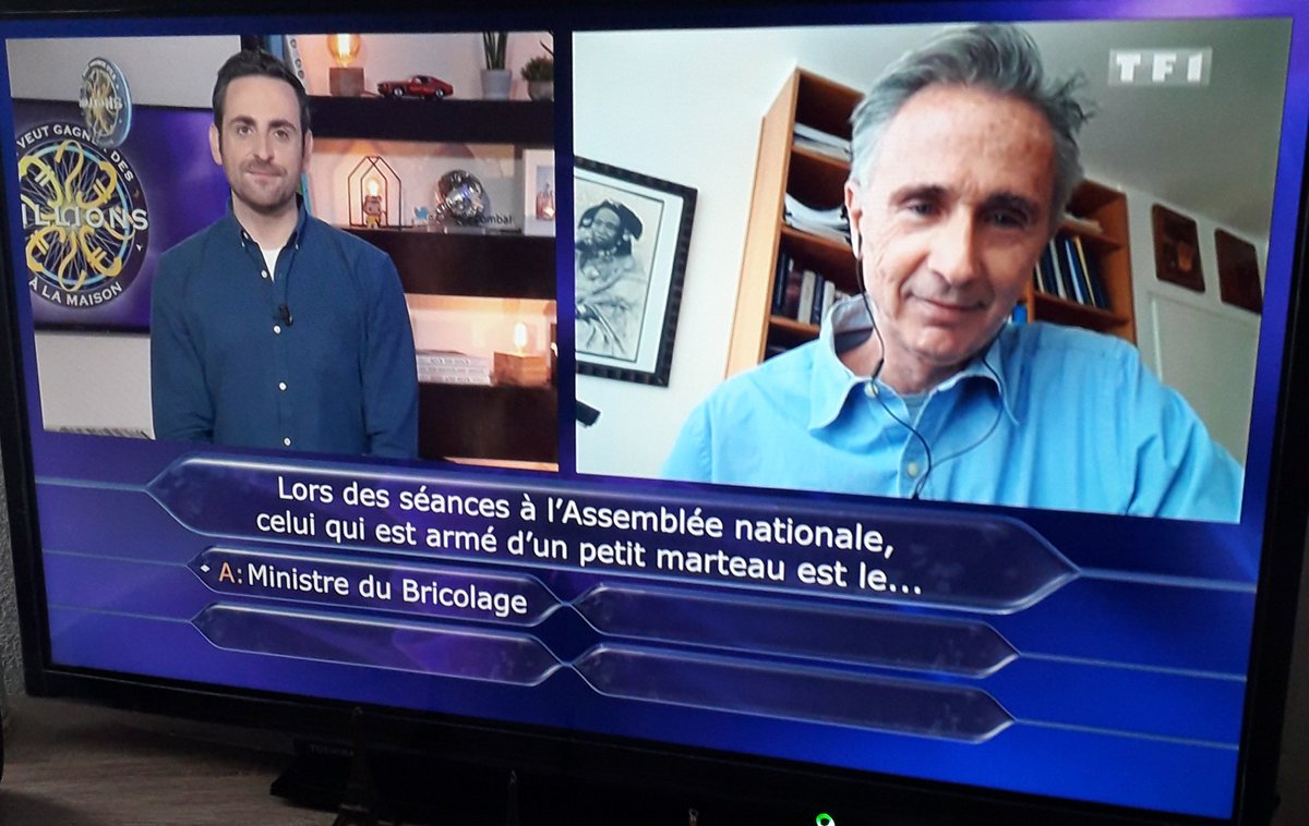 Bonne chance #ThierryLhermitte 👌 @CamilleCombal #QVGDMALAMAISON