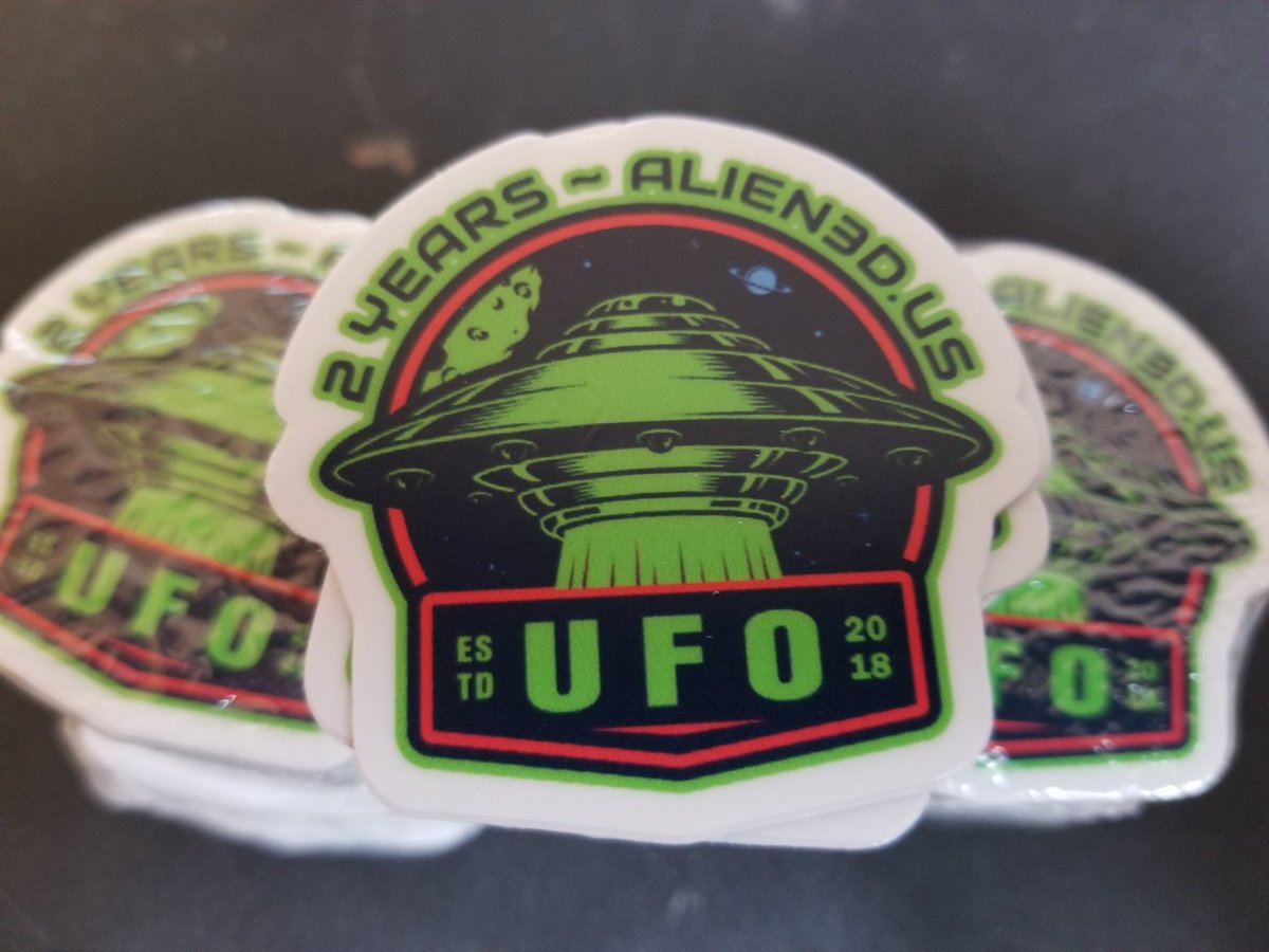 AlieneilA - #BeABetterHuman - #ChooseDecency tweet media