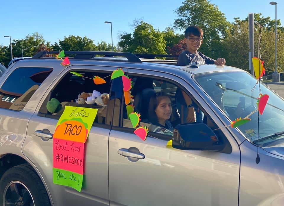 WAS_STARS_276's tweet photo. Washington Families, you are truly amazing! We had an outstanding turnout to our school parade last night. We can't tell you how much we miss seeing all of you on a daily basis. Our teachers and staff felt the love on the first day of Teacher Appreciation Week.  #OneSLCSD https://t.co/8IatqXeE2V