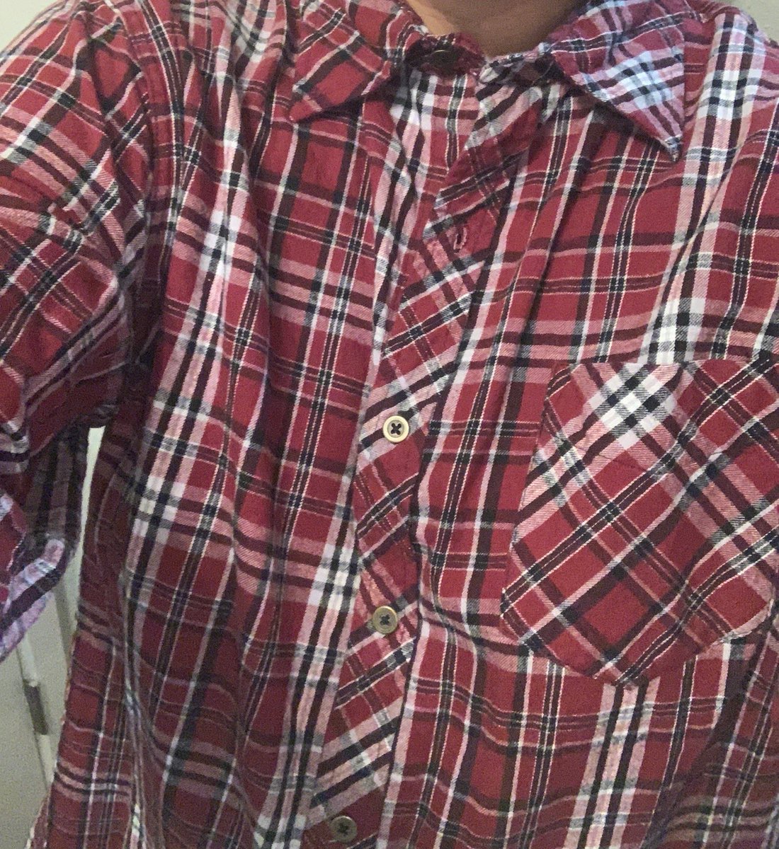 sovnationcenter's tweet photo. Today in honor and remembrance of all missing and murdered Indigenous women, we wear red. #MMIW #JusticeForNativeWomen

Learn more about how this hidden epidemic is being addressed here...https://t.co/DNVrm9BSML https://t.co/Yjku6pFYrv