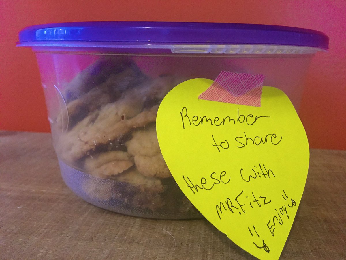 FitzIn6th's tweet image. Heart is full! Attended a drive by birthday party for one of my students and received sweet homemade gifts from students who live in my neighborhood for #teacherappreciationweek. So thankful and #MASDproud @mms_principals