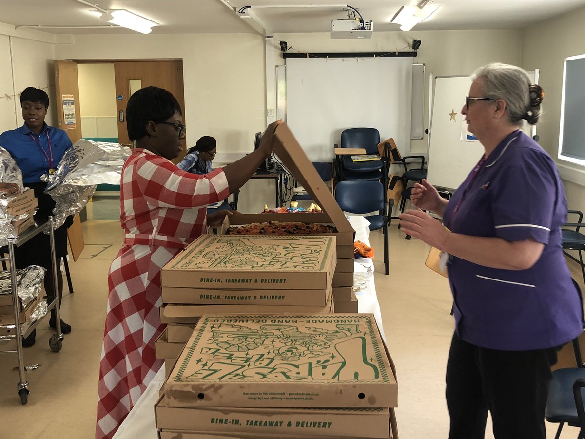 rufus_devine's tweet photo. Had a lovely afternoon with the amazing Midwives at Whipps Cross Hospital. My meetings with the team are always so pleasant and I always come away with a big smile! Enjoy your day, very well deserved. @MaternityWX #Midwives2020 #NHSheroes #MidwivesDay https://t.co/h0Ym7Qx13K