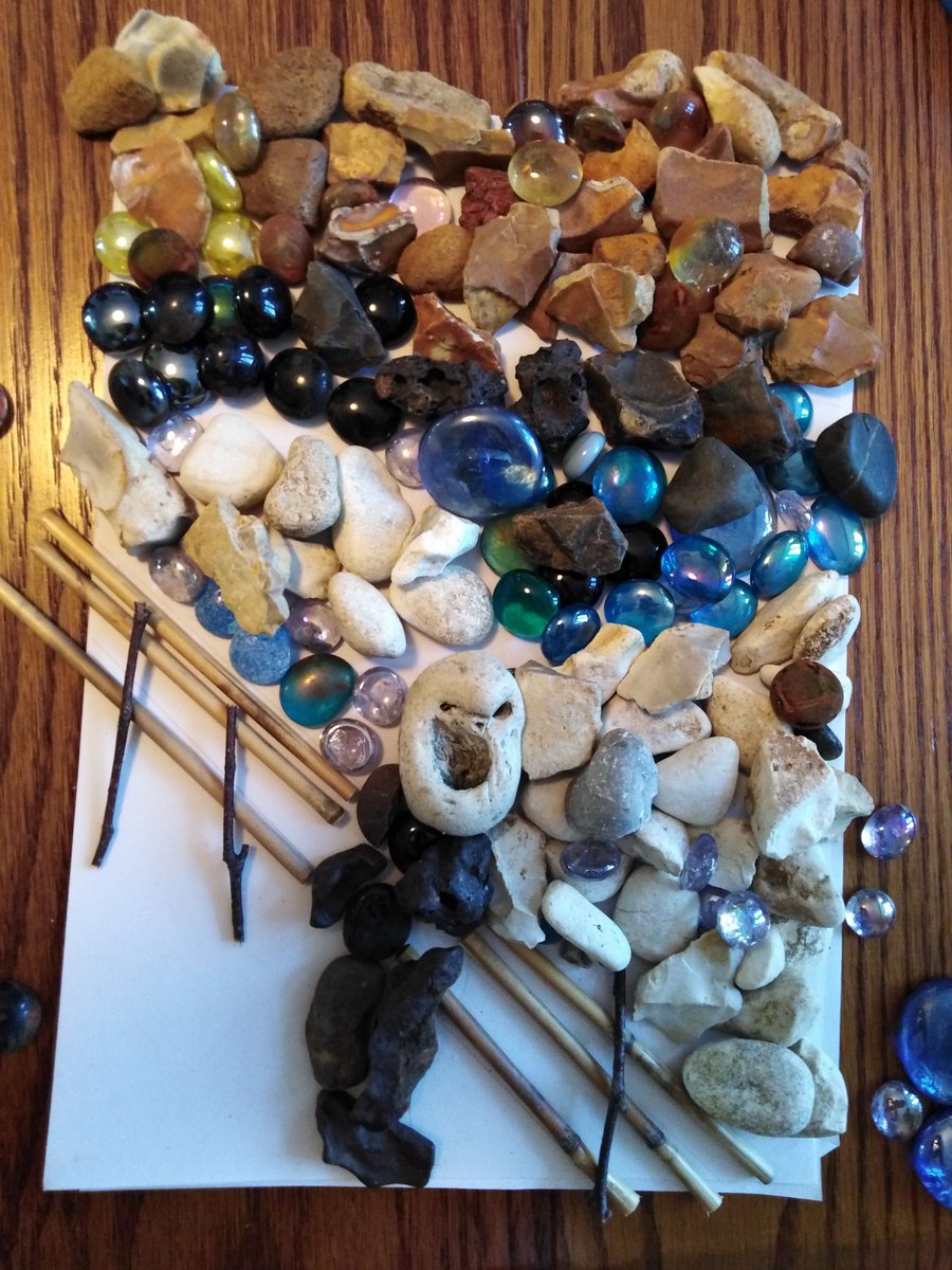 My unfinished pebble 'The scream'
Nyah 8V1