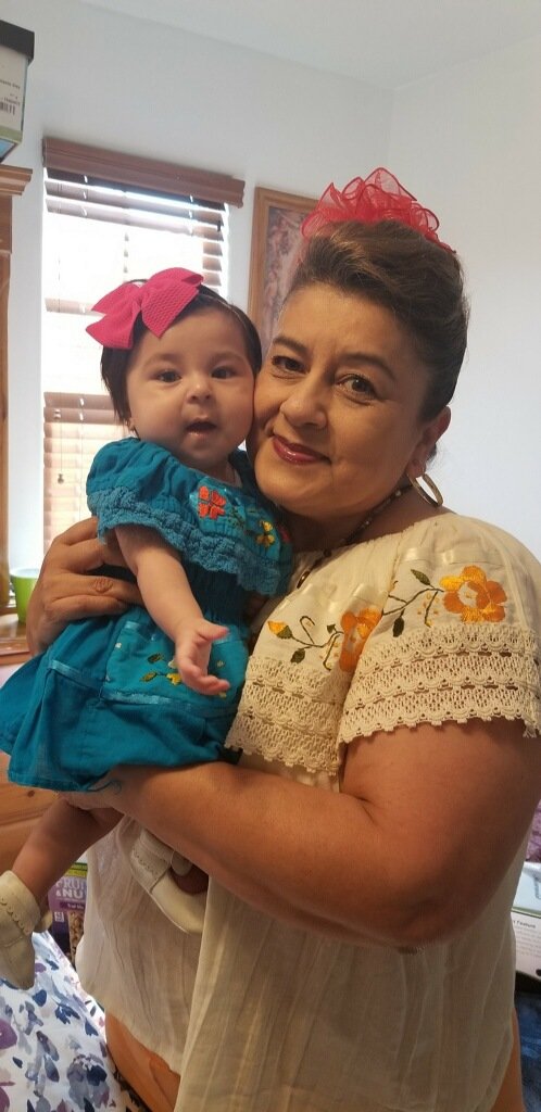 McFarland_MLC's tweet photo. Hapoy Cinco de Mayo from SJHS staff #MUSDconnectingadults #springflingweek https://t.co/6M3P00LfUK