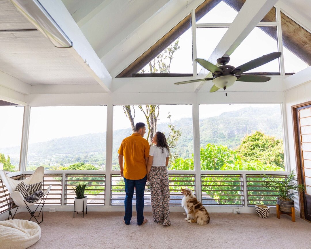 MarissaR_'s tweet photo. Reminiscing. Hawaii treehouse-office😍❤️ https://t.co/KMhLSkiNgX