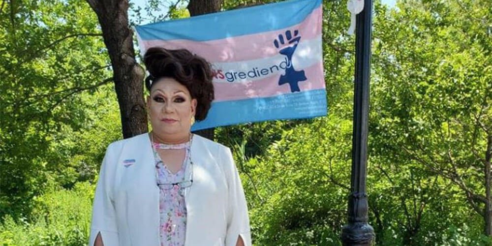 lixwins88's tweet photo. You were not only a #friend, a #colleague, a #TransMother. You were that light being that showed us how much we can achieve together if we #fight. I miss you so much #Lorena ✨🌟 I hope to see you sometime in this infinite space of light. #Thanks for all that #love 👠✊🏽❤️ https://t.co/HTm7lMFrJV