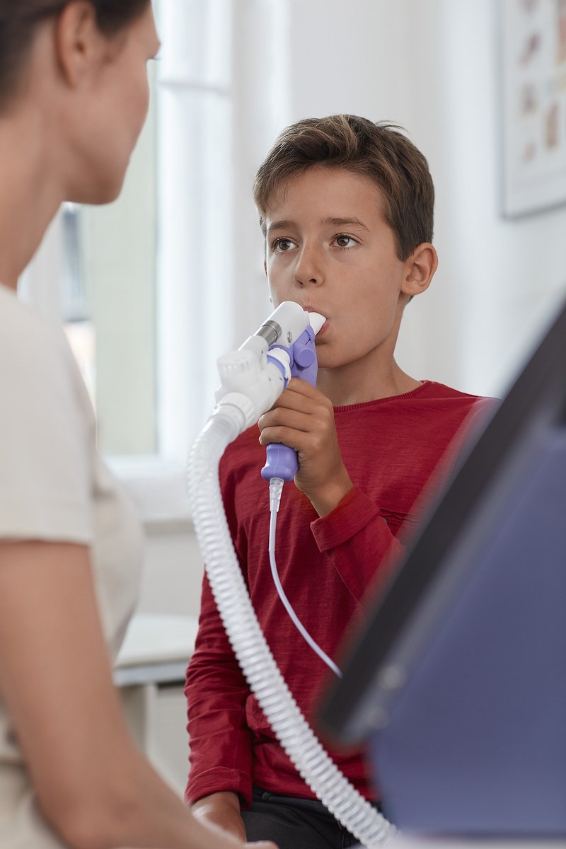 nddMedical's tweet photo. Today is #WorldAsthmaDay.

#LungFunctionTesting is critical in the diagnosis &amp; management of #asthma.

There is no cure for asthma but with early intervention and active management with #spirometry &amp; #DLCO, it can be controlled.

#ndd #AsthmaAwareness #respiratory #EarlyDiagnosis https://t.co/1birABrBnn