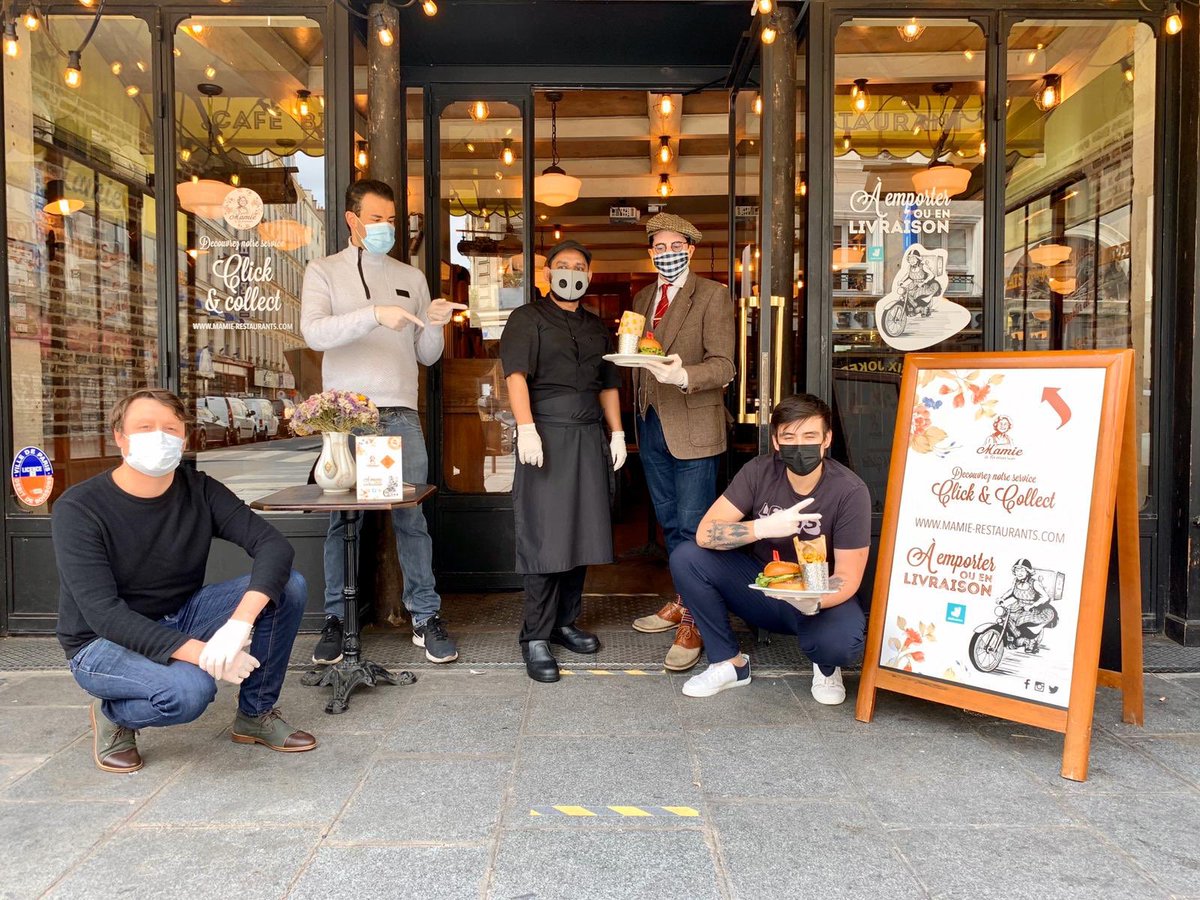 La team Mamie FB St Denis en place 💥
Tellement heureux d’être de retour 🧡
Nouveau dress code adopté 😷
Nouveaux horaires 11h30/14h30 - 18h30/21h30 
Et toujours du 7j/7 🙌🏻
Vente à emporter, click &amp; ou livraison, c’est comme vous voulez ! Et c’est par là mamie-restaurants.com