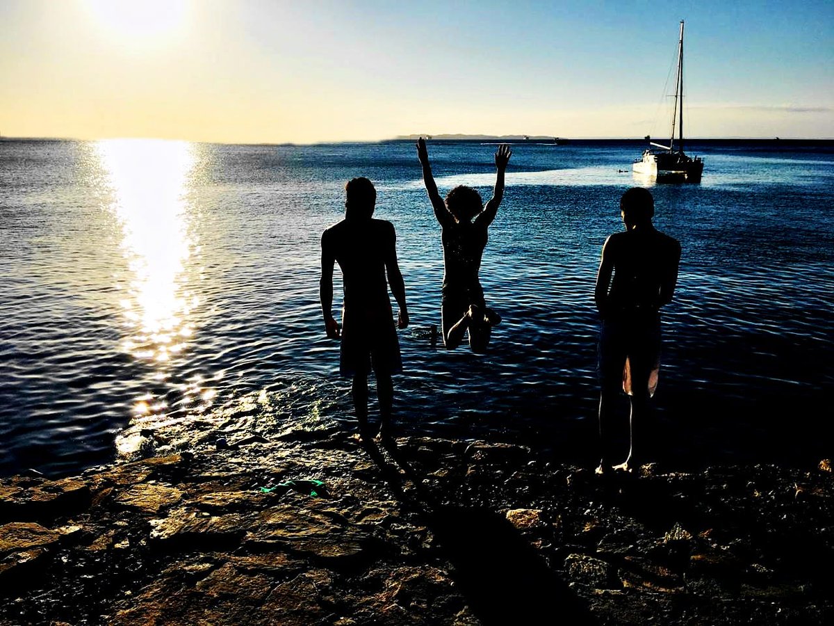 AmareloDende's tweet photo. Como diria @pitty : "Saudade é vontade daquilo que já se sabe que gosta." .
Registro de @barrosbrisa_
#mam #bahia #beach #sunset #solardounhao #salvador #bahia #turismo #photooftheday #picture #zupi #photo #photographer #photography #fotografia #mood #summer #brazil https://t.co/I4HMq3nCDz