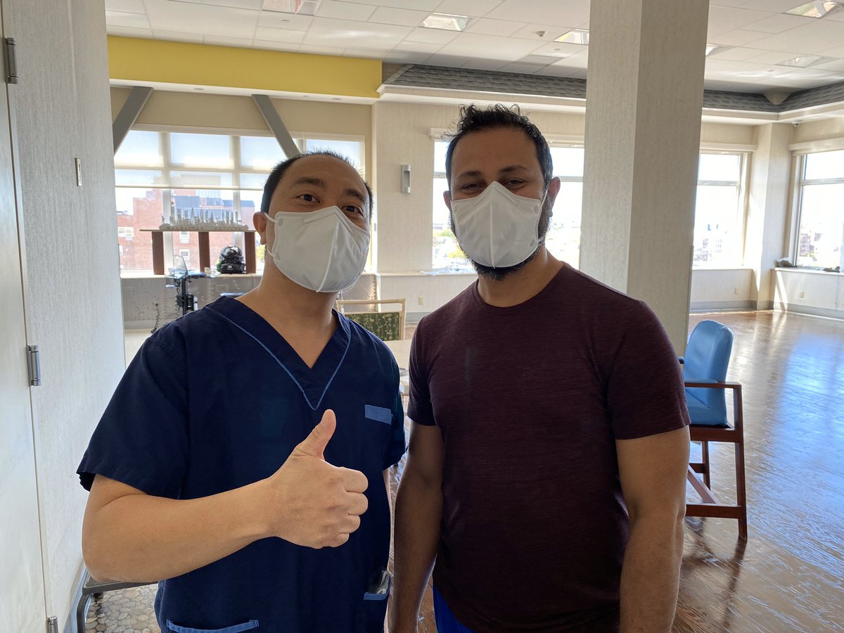 Gowns and KN95s delivered to a Brooklyn nursing home today and already in action! 🤩 Continue to DM us if you are a nursing home or community group in need of KN95s or faceshields, we can help!!!