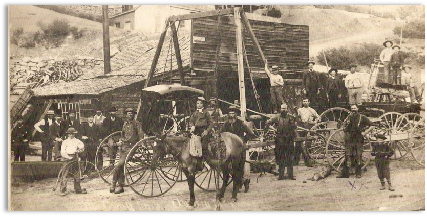 Greg_McComb_'s tweet photo. My great-grandfather was a blacksmith and sheriff in the Wild West, the sliver-rush town of Austin, Nevada. I even found his sheriff badge.. Read more in my blog post, (link below).  #Genealogy #ancestry #familyhistory  
https://t.co/rdiA5NYtKZ https://t.co/Jj7x6tMetU