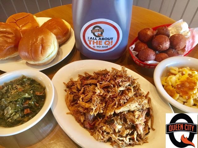 Feed the whole crew with the Q Family Pack! Order at QueenCityQ.com for Curbside Pick Up.
🐷👇🐷
Only $40 and Includes:
2.5 lbs Pulled Pork
2 Pints of scratch made sides
12 Hushpuppies &amp; Honey Butter
5 Buns
Feeds 4-6
#cltfood #cltdining #bbq #cltbeer