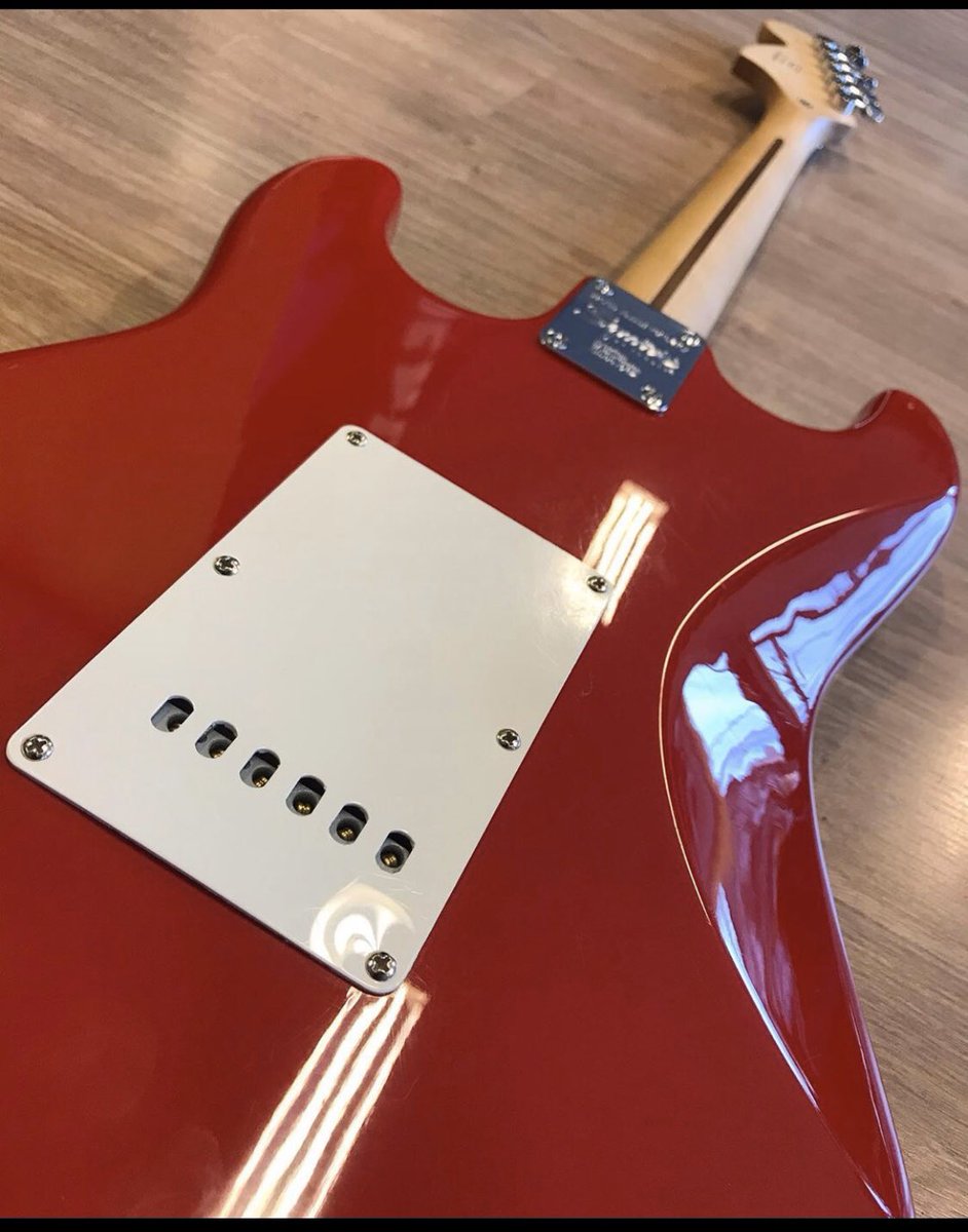 unpluggedmusic2's tweet photo. Guitarra eléctrica Squier Affinity Stratocaster Race Red🔴
.
.

las guitarras de la serie de Squier Affinity entregan el sonido sólido con estilo liso. La Serie Affinity Stratocaster combina las características clásicas 
.
.
#guitarrastrato #guitarrasquier #squieraffinity https://t.co/lVRnQGNeLD