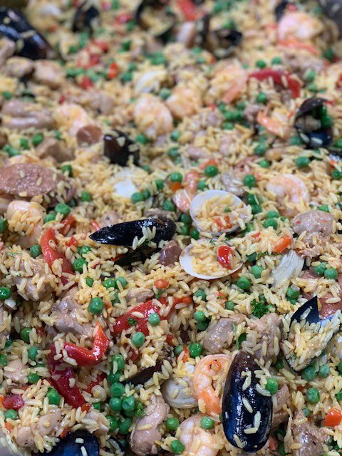 PinxCatering's tweet photo. Pinx loves serving up fresh and delicious meals for our customers!

Don’t forget to place your order for this week or our special Mother’s Day brunch meal.

#pinxcatering #goodfood #mothersday #covid19 #quarantine #fooddelivery #supportsmallbusiness https://t.co/Ayut3uTmSc