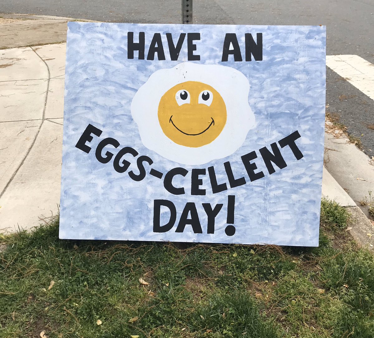 Grade6LTES's tweet photo. Today was another “eggs-cellent”day of virtual learning! Happy Tuesday to our students and teachers! https://t.co/xLXh3S4RF8