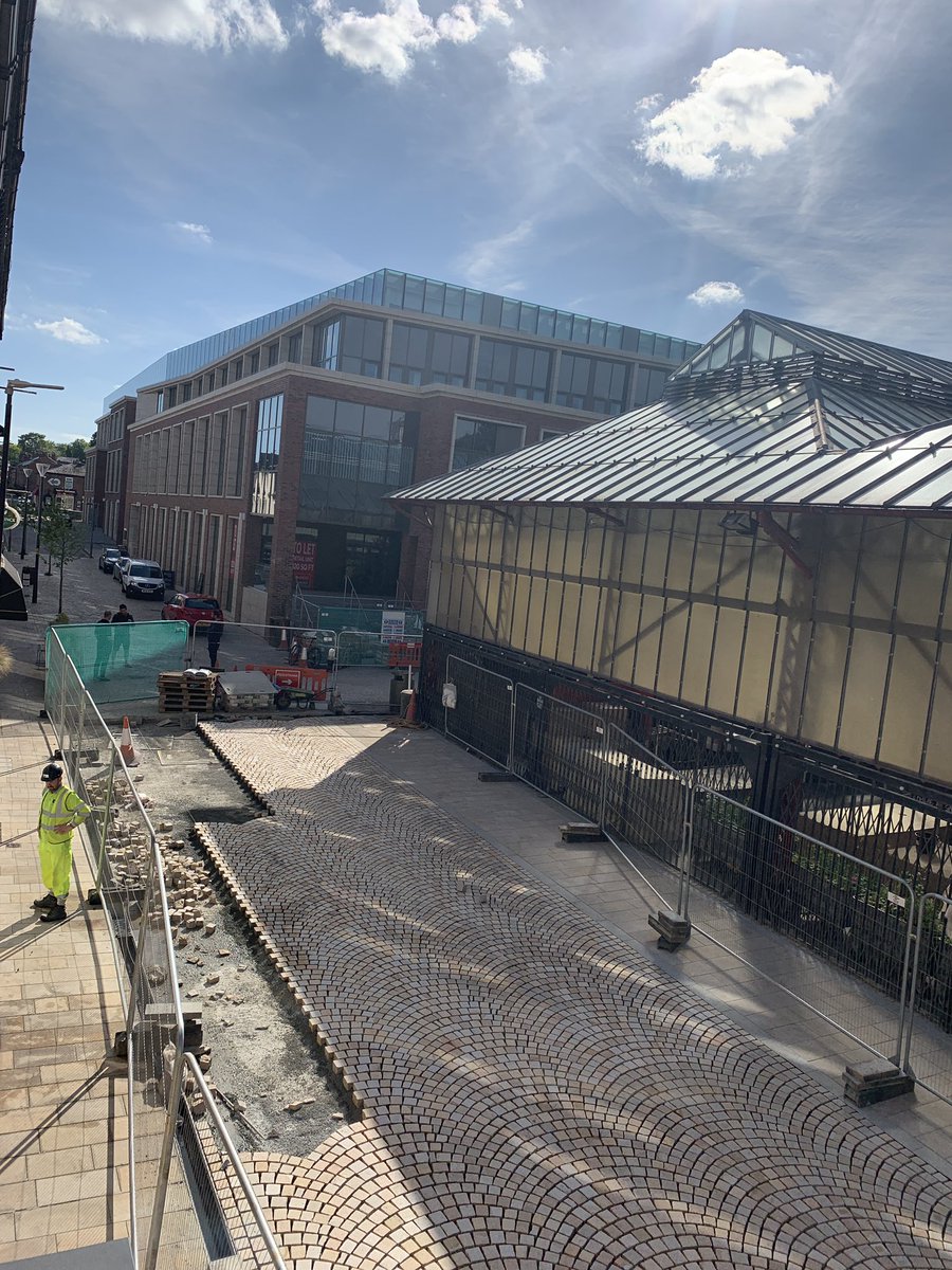 peteswiftysan's tweet photo. Life goes on - early site visit for @PlanitIE Director and @PlaceNorthWest interviewee Lindsay Humblet - Greenwood Street very nearing completion @AltrinchamBID - a new welcome mat for when everyone returns @altrinchammkt @ConClubAlty and more #lockdownprogress @TraffordCouncil https://t.co/kbgtWX1eCn