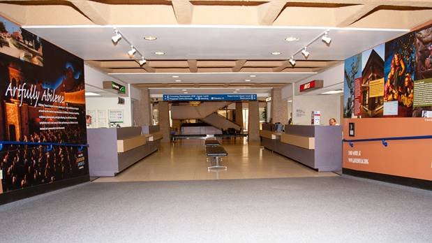 AbileneCVB's tweet photo. ππ¨ #VirtualRoadTrip @ABIairport greets guests with colorful art by local artists and scenes of intriguing places to explore.
@USTravel #TravelWeek2020 #AbileneStrong https://t.co/5WMDZT6vIU