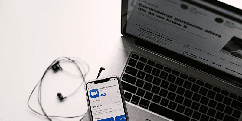 HunterSOECareer's tweet photo. Webinar | Explore Hiring School Options Amidst Freezes &amp; Nail Your Remote Interview
Wednesday, May 13, 2020 6:00-7:00 PM EST

Learn more and RSVP for Wednesday's webinar.

https://t.co/8LRZZseaRr https://t.co/6j0Sy13b0d
