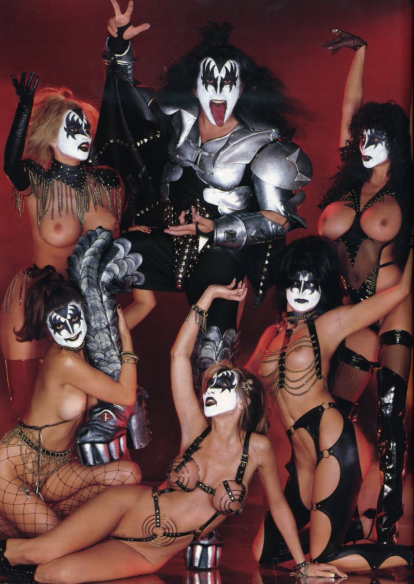 Gene simmons nude 👉 👌 Таким был Джин Демон Симмонс во всем своем дьявольс...