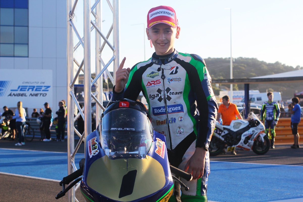 IgaxTeam's tweet photo. 🥳 Hoy ha soplado las velas un CAMPEÓN DE ESPAÑA al que queremos MUCHO 🥰
🎂 #DanielDomínguez, el vencedor del último título nacional con motores de 2T😁
#IgaXRiders #85GP #FeelTheBlue 💙 https://t.co/mvgpBFN15N