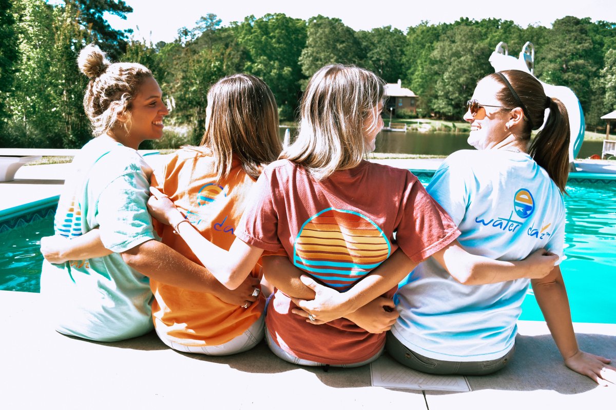 WaterdayzA's tweet photo. Mother's Day is 5 days away! Having trouble finding a gift for the moms in your life? Float on over to our website to find the perfect fit! 
#mothersday #waterdaYz #smoothwaYv #inadaYz #askusY #lakedaYz #lakelife https://t.co/DtZGtuasIr