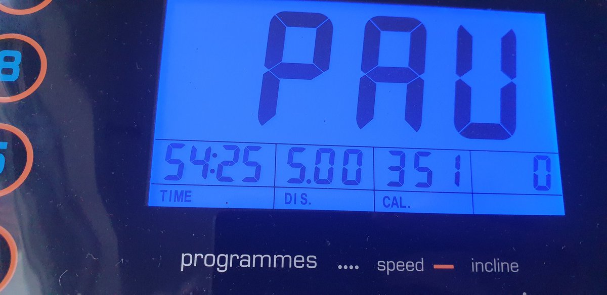 ToccataAndFudge's tweet photo. No photo of the lunchtime workout today, the tween and I had a disagreement just before.... Also did the walk "from" work instead of "to", but day 13 (half way!!) of #Joewickstimes26 my #twopointsixchallenge for @Rest0red
 https://t.co/IMRQlJd14V

#DomesticAbuse
#inchurchestoo https://t.co/qZlesYZ8Xh