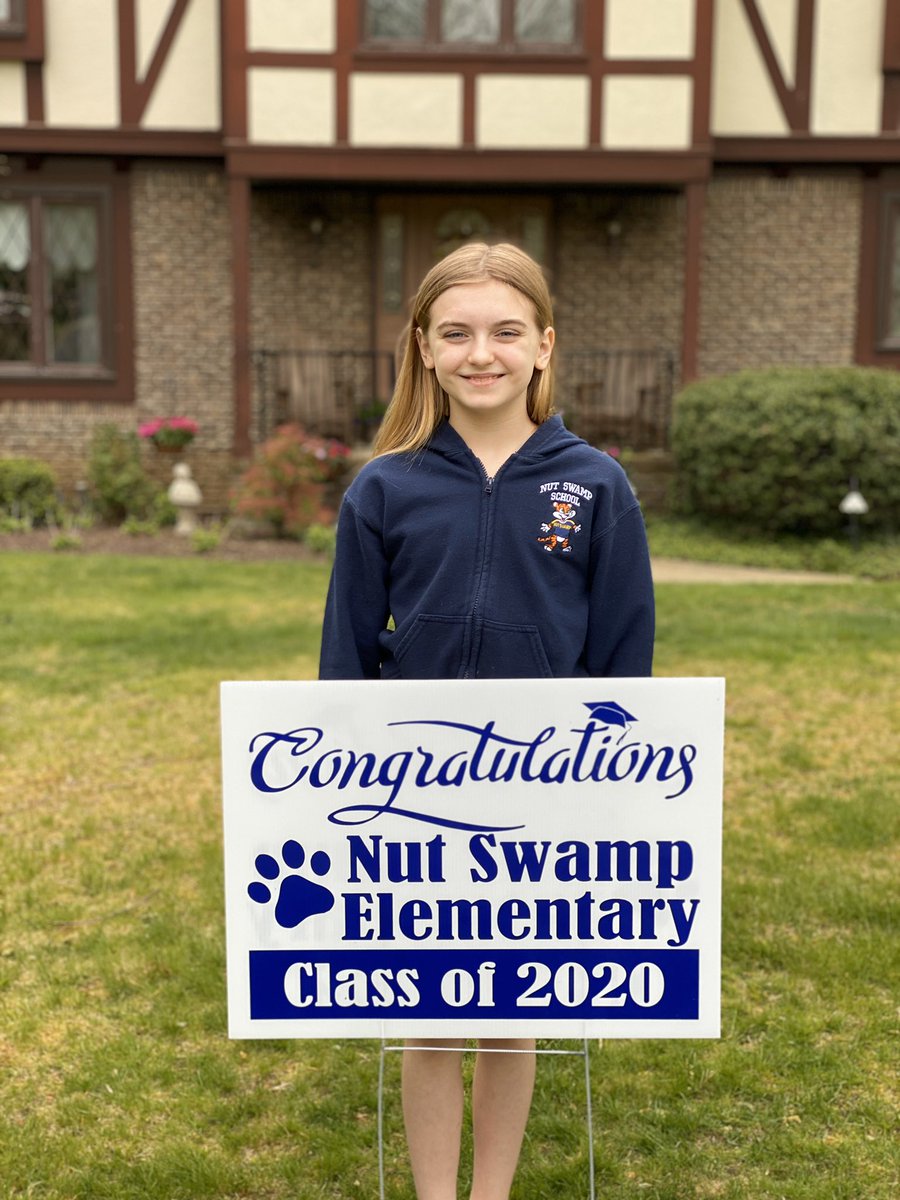 SAScheick's tweet photo. The Class of 2020 sign was an amazing surprise! Thank you Nut Swamp! 💛🐯💙 @NutSwampTigers @NutSwampSchool @MTPSpride @DrGeorge_MTPS https://t.co/oPghZyj0Y4